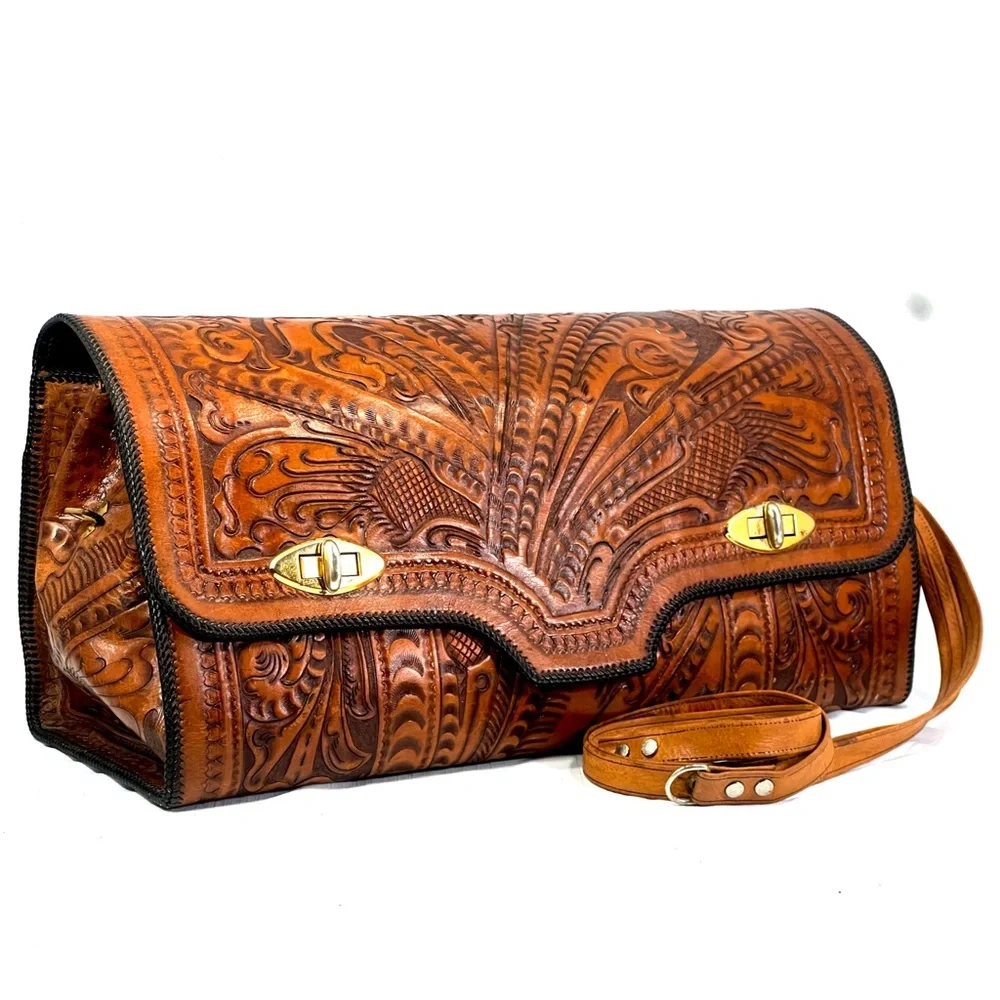 VINTAGE 1950’s | TOOLED LEATHER x-large briefcase